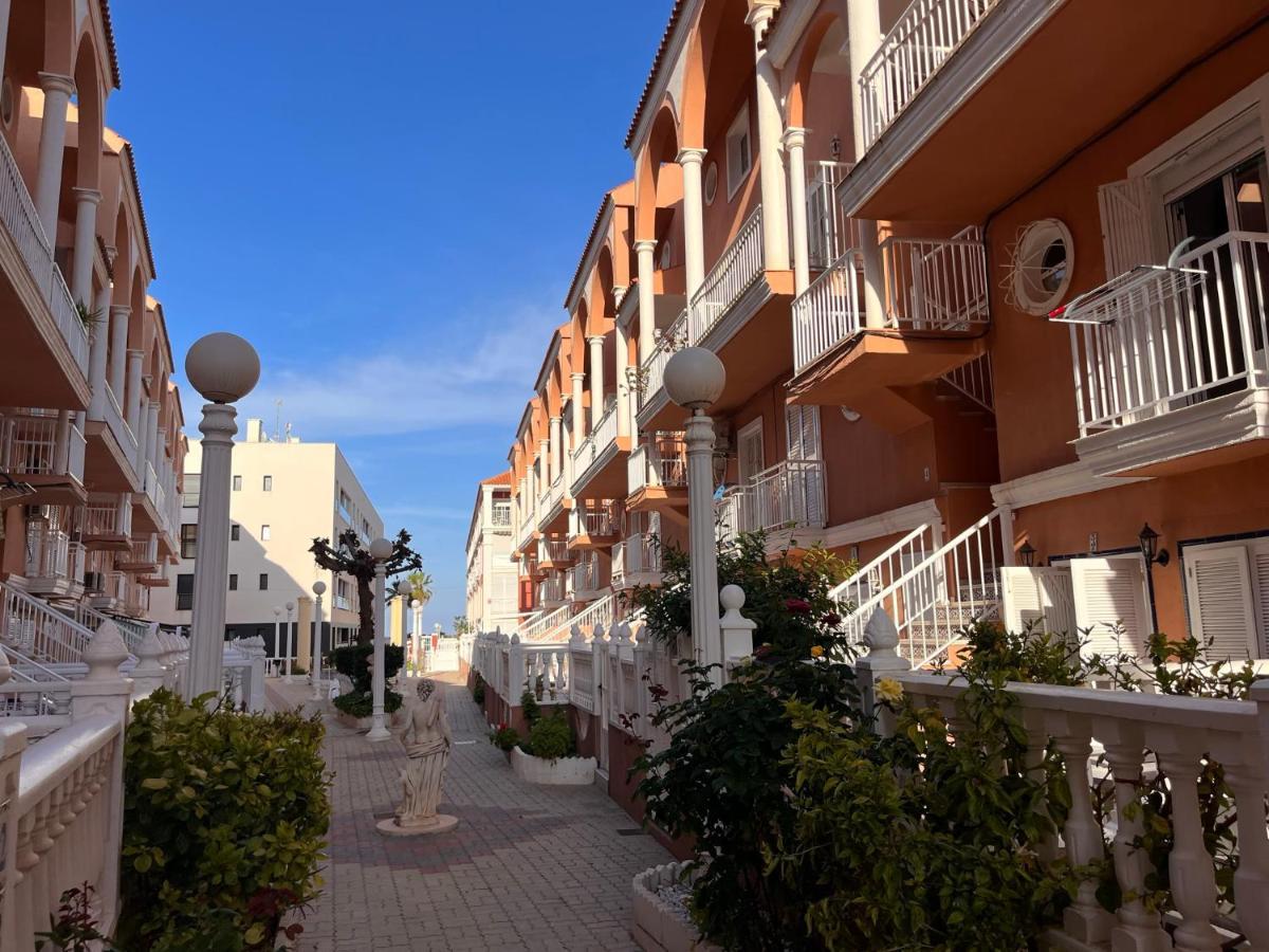 Apj Emperadores Apartment With Swimming Pool, 100 M From Beach La Mata Ла Мата Екстериор снимка